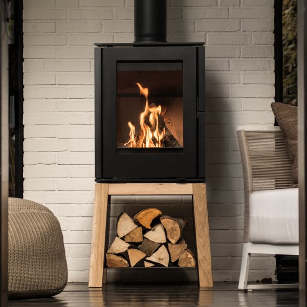 Qudos Harrlem wood bruning stove with wood pedestal